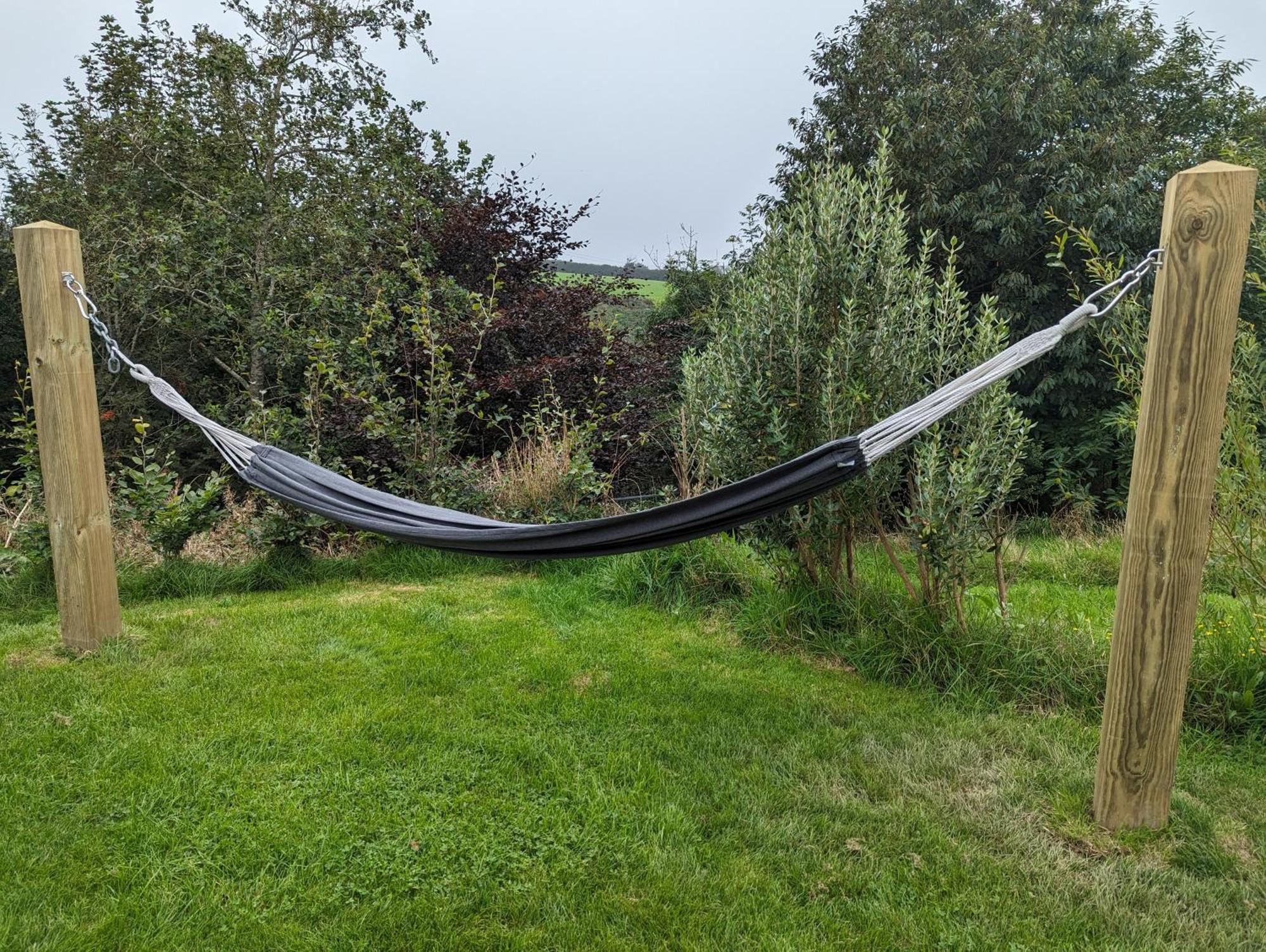 Luxury Glamping Cabin With Outdoor Bath On Cornish Flower Farm Truro Eksteriør bilde