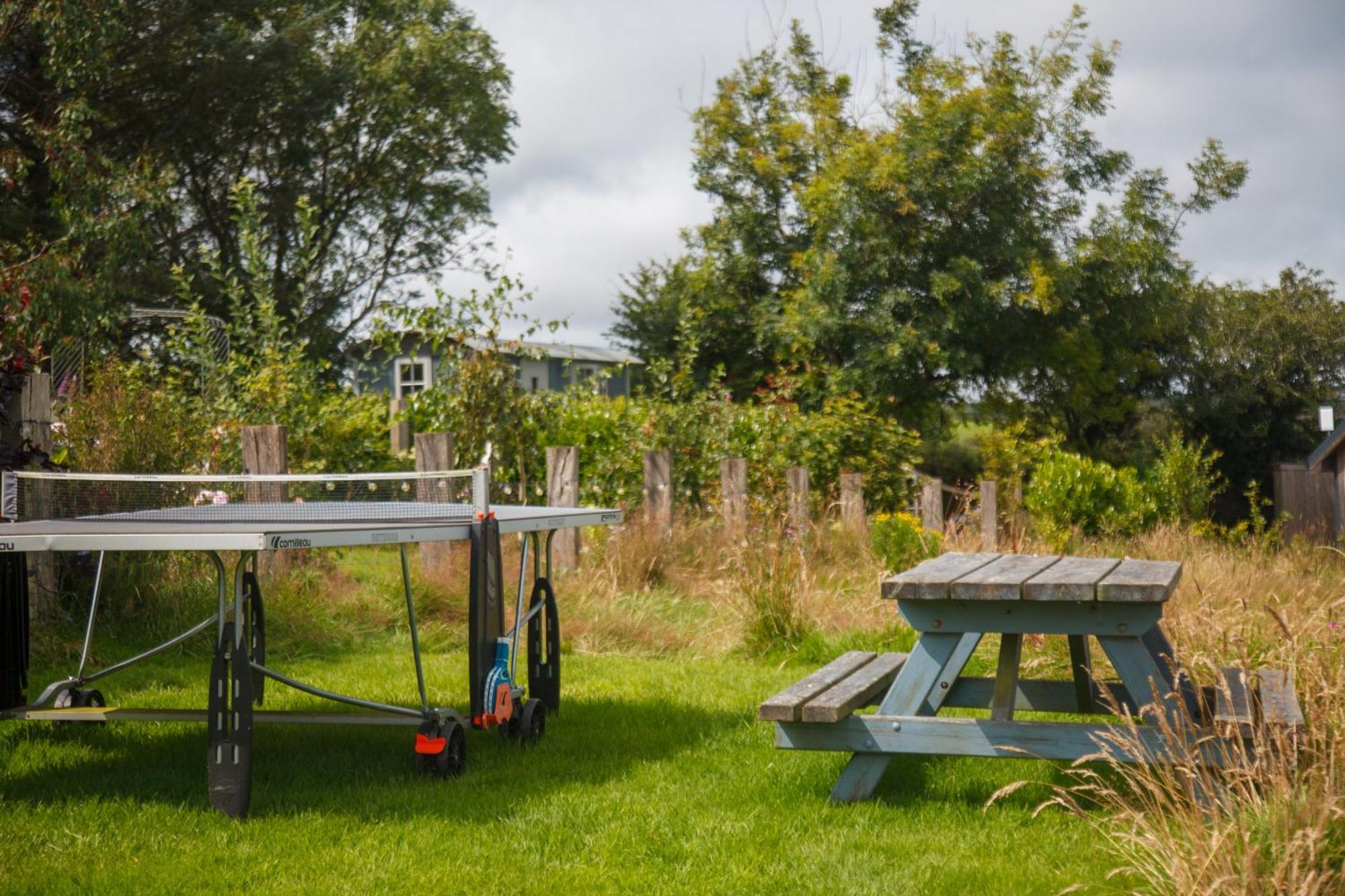 Luxury Glamping Cabin With Outdoor Bath On Cornish Flower Farm Truro Eksteriør bilde